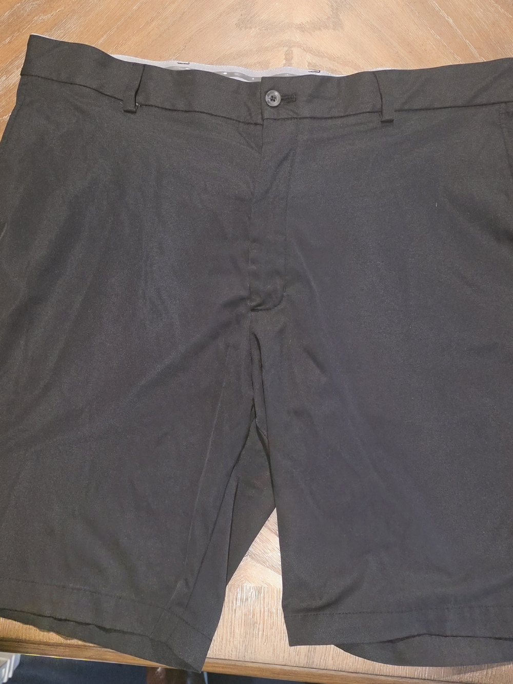 Walter Hagen Black Flat Front Performance Shorts